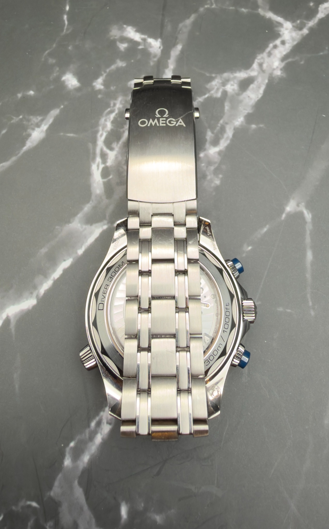 Omega Seamaster Diver 300M bracelet and caseback